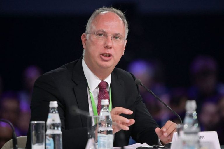 Kremlin is already building high-level team for direct talks with US on Ukraine, sources say